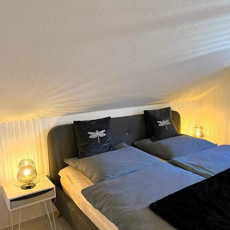 Zentrale Ferienwohnung Am Buhlschen Park In Deidesheim Esterno foto