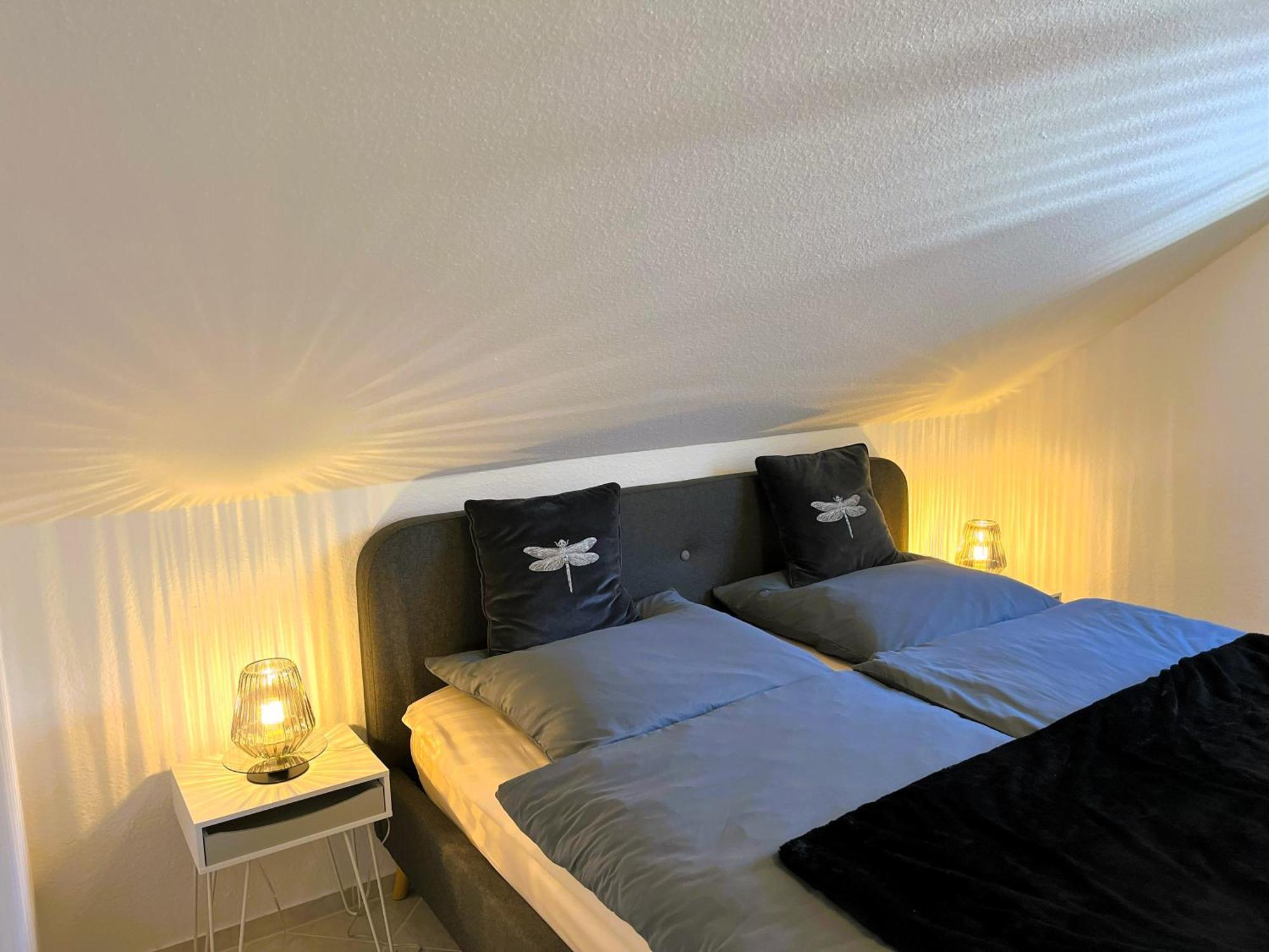 Zentrale Ferienwohnung Am Buhlschen Park In Deidesheim Esterno foto